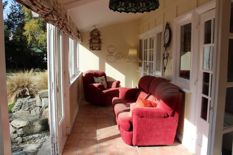 Photo of property in 5 Pioneer Drive, Lake Tekapo, 7999