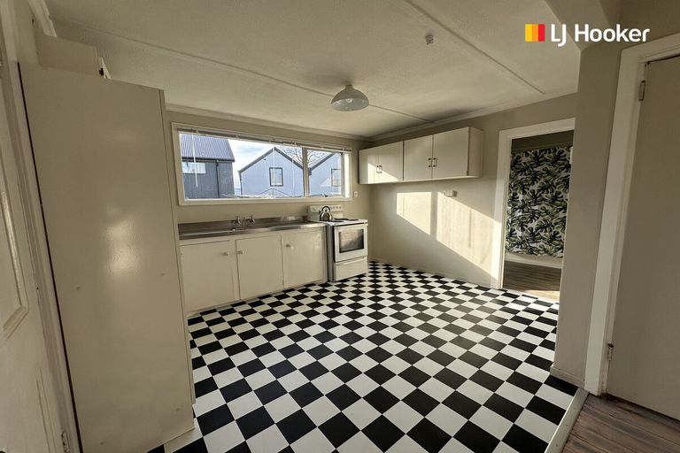 Photo of property in 67 Fitzroy Street, Caversham, Dunedin, 9012