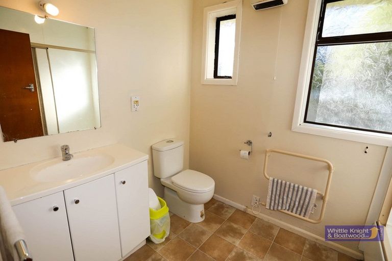 Photo of property in 44 Rountree Street, Upper Riccarton, Christchurch, 8041