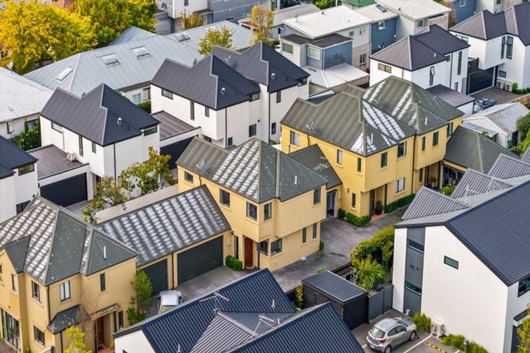 Photo of property in 2/428 Manchester Street, St Albans, Christchurch, 8014