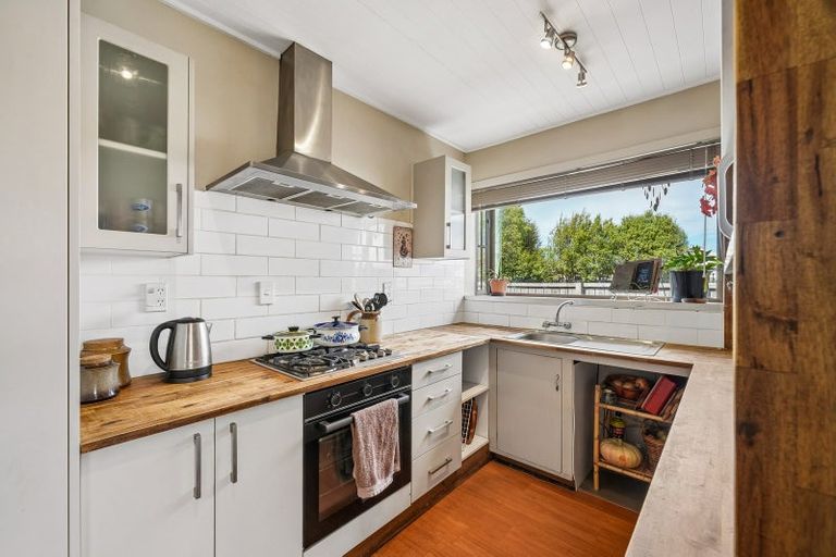 Photo of property in 55 Tyrone Street, Belfast, Christchurch, 8051