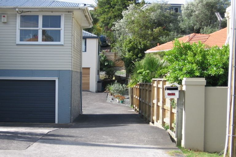 Photo of property in 2/20 Bevyn Street, Castor Bay, Auckland, 0620