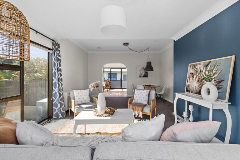 Photo of property in 10 Cassino Crescent, Onekawa, Napier, 4110