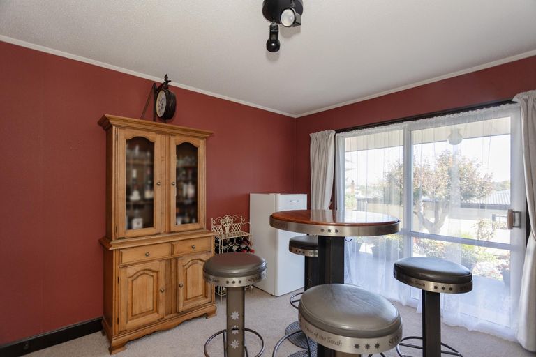 Photo of property in 150 Perth Street, Holmes Hill, Oamaru, 9401