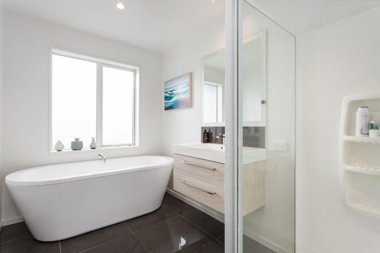 Photo of property in 12 Nightingale Place, Papanui, Christchurch, 8053