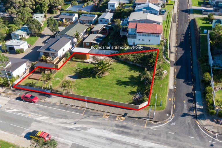 Photo of property in 9 Beach Road, Waihi Beach, 3611