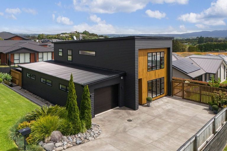 Photo of property in 13 Stingray Drive, Omokoroa, 3114
