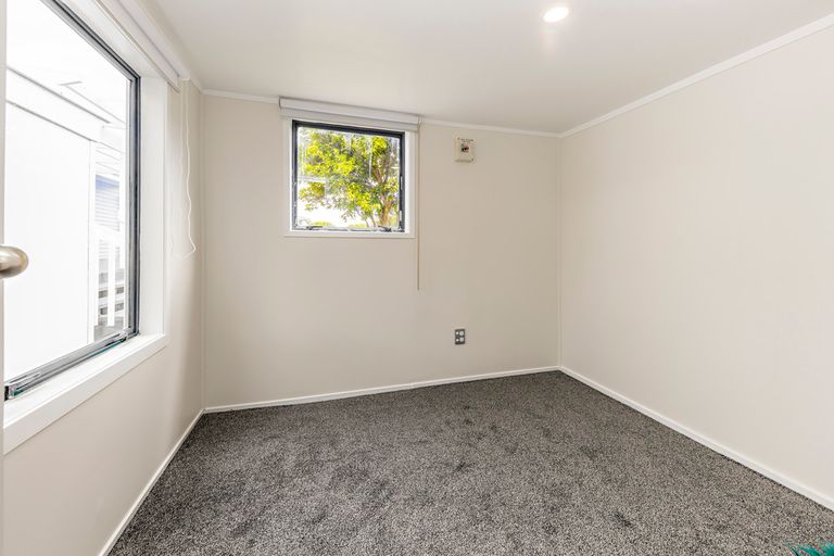 Photo of property in 26 Chingford Close, Mangere, Auckland, 2022