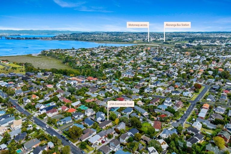 Photo of property in 1/9a Eversleigh Road, Belmont, Auckland, 0622