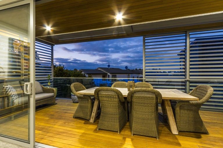 Photo of property in 13 Whakata Lane, Mairangi Bay, Auckland, 0630