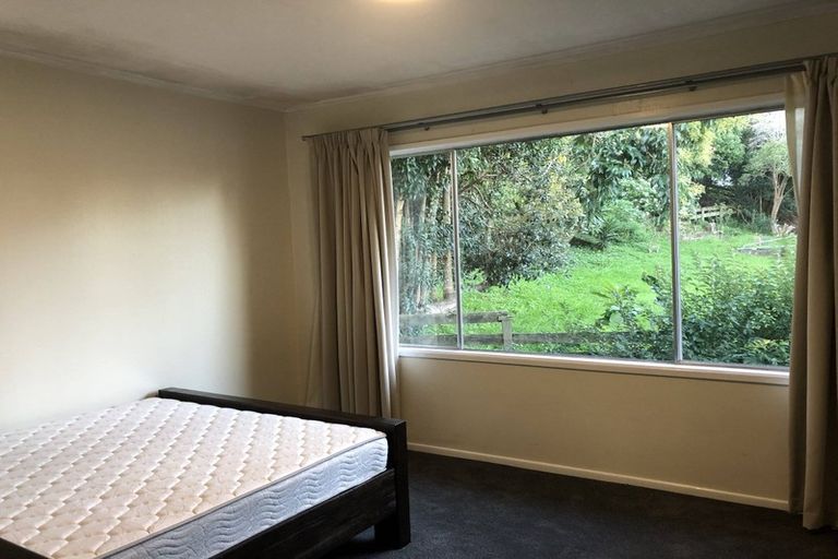 Photo of property in 15 Haseler Crescent, Howick, Auckland, 2014