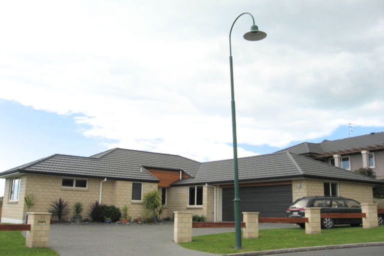 Photo of property in 75 Kinloch Drive, Bethlehem, Tauranga, 3110