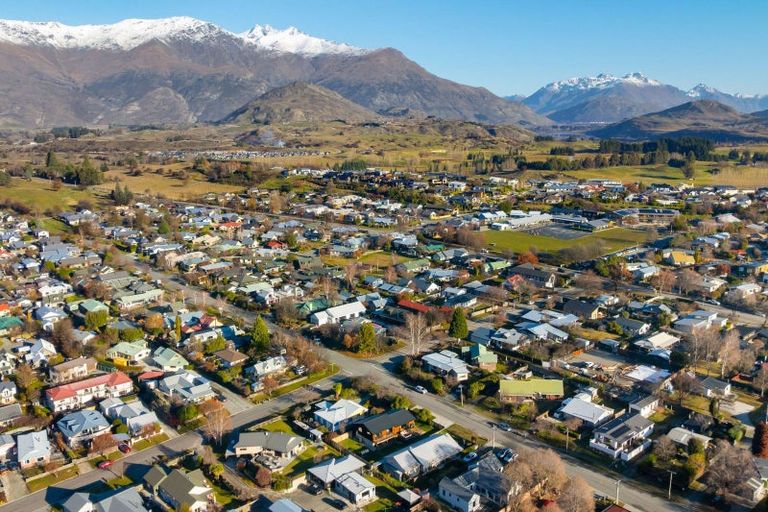 Photo of property in 67 Devon Street, Arrowtown, 9302