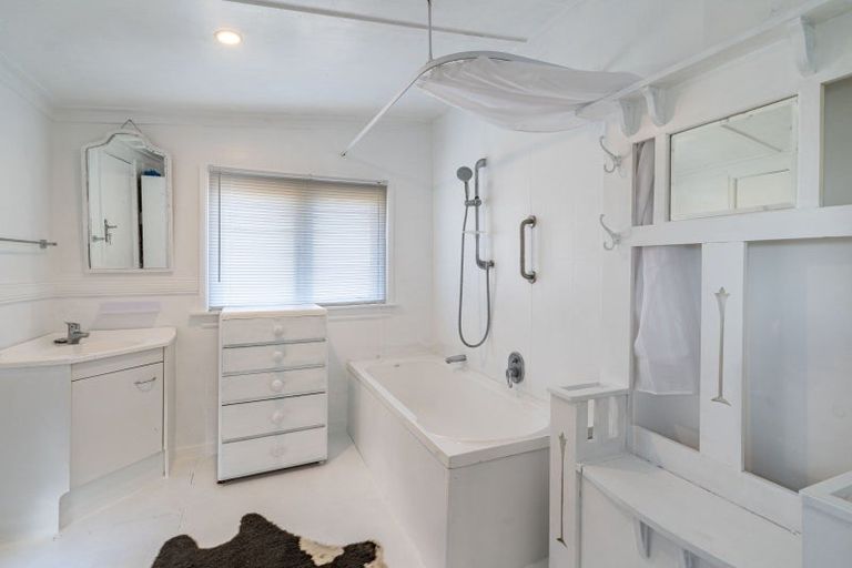 Photo of property in 23 Sussex Street, Tapanui, 9522