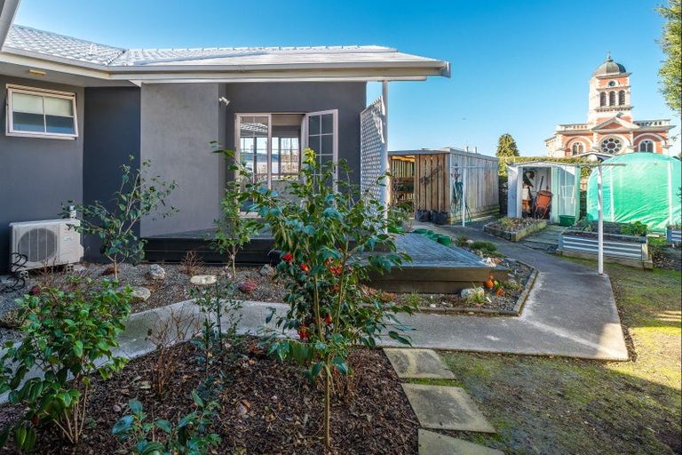 Photo of property in 17 Churchill Place, Waimate, 7924