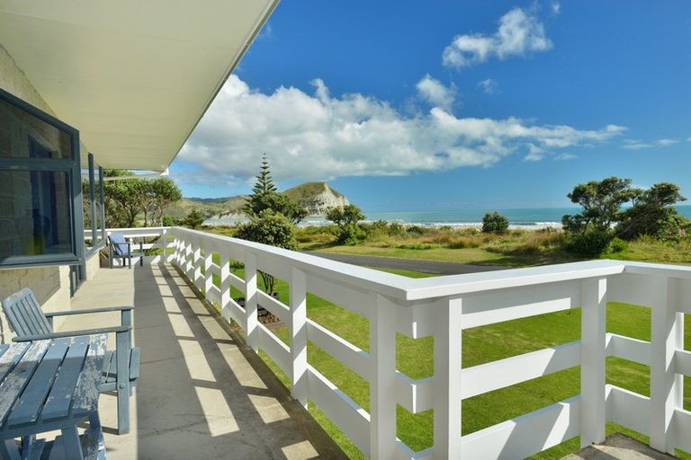 Photo of property in 9 Moana Drive, Mahia, 4198