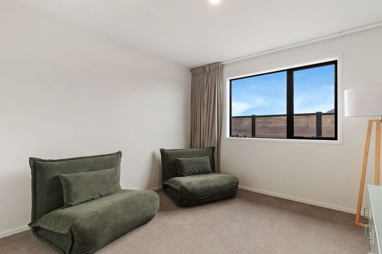 Photo of property in 13 Wheat Street, Jacks Point, Queenstown, 9371