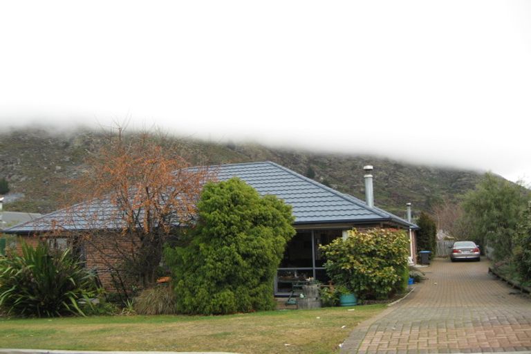 Photo of property in 50a Elm Tree Avenue, Frankton, Queenstown, 9300