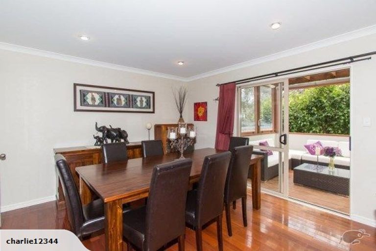 Photo of property in 2 Summerfield Lane, Albany, Auckland, 0632