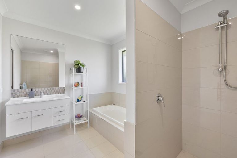 Photo of property in 16 Jack Boyd Drive, Mangawhai Heads, Mangawhai, 0573