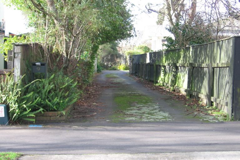 Photo of property in 9 Langston Avenue, Palmerston North, 4414