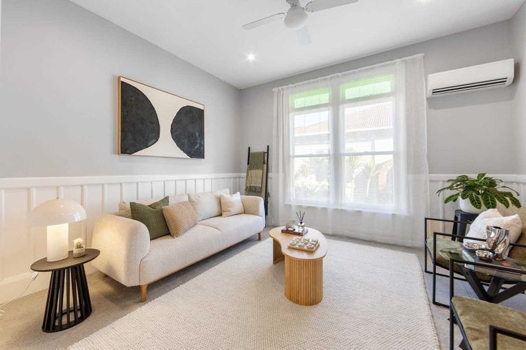 Photo of property in 47 Waltham Road, Sydenham, Christchurch, 8023