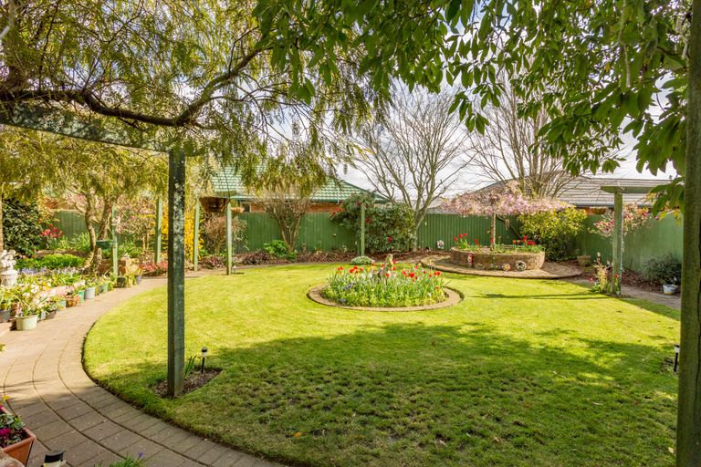 Photo of property in 14 Cataluna Place, Hei Hei, Christchurch, 8042