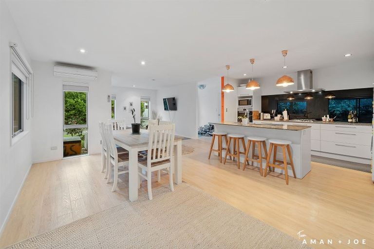 Photo of property in 95a Konini Road, Titirangi, Auckland, 0604