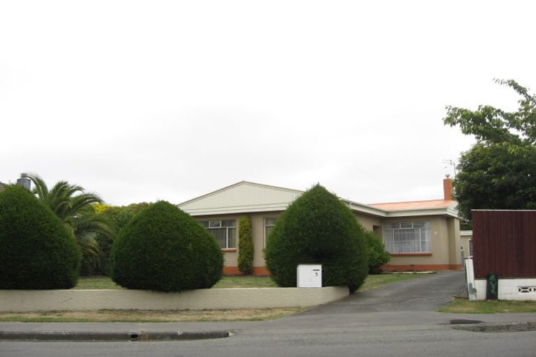 Photo of property in 5 Orrick Crescent, Avondale, Christchurch, 8061