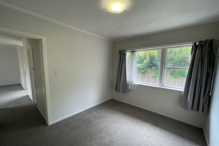 Photo of property in 9/11 Oakland Avenue, Papatoetoe, Auckland, 2025