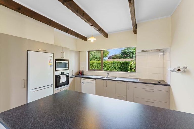 Photo of property in 41 Rimu Street, Waikanae, 5036