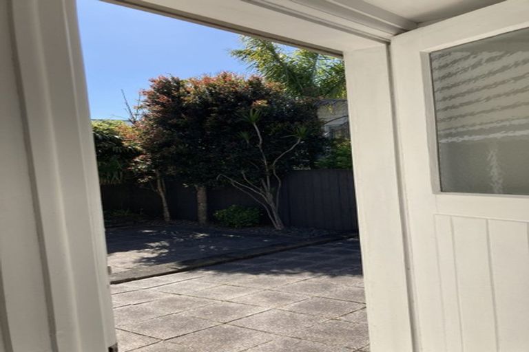 Photo of property in 89 East Coast Road, Castor Bay, Auckland, 0620