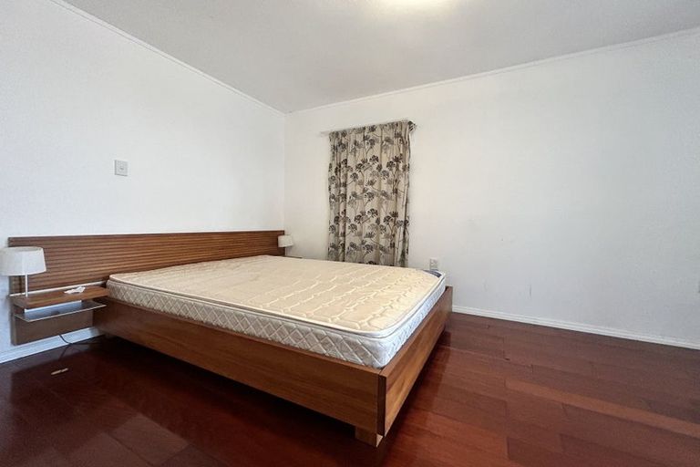 Photo of property in 40 Tudor Road, Henderson, Auckland, 0610