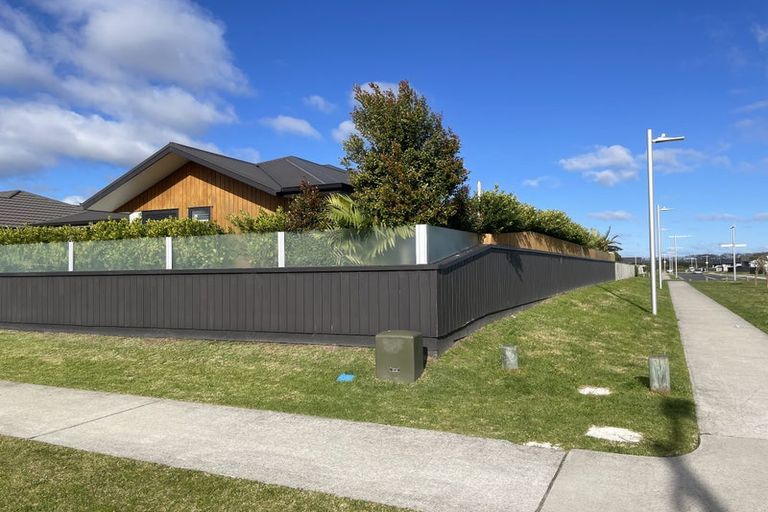 Photo of property in 91 Te Wharo Drive, Papamoa, 3118