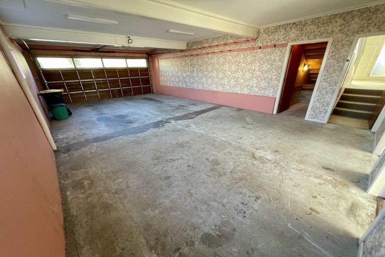 Photo of property in 78 Tauhinu Road, Miramar, Wellington, 6022