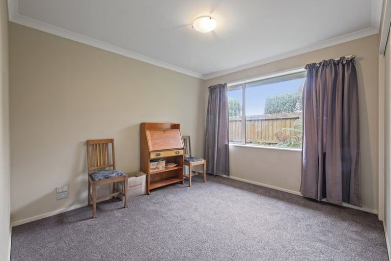 Photo of property in 26 Parkinson Place, Woodend, 7610
