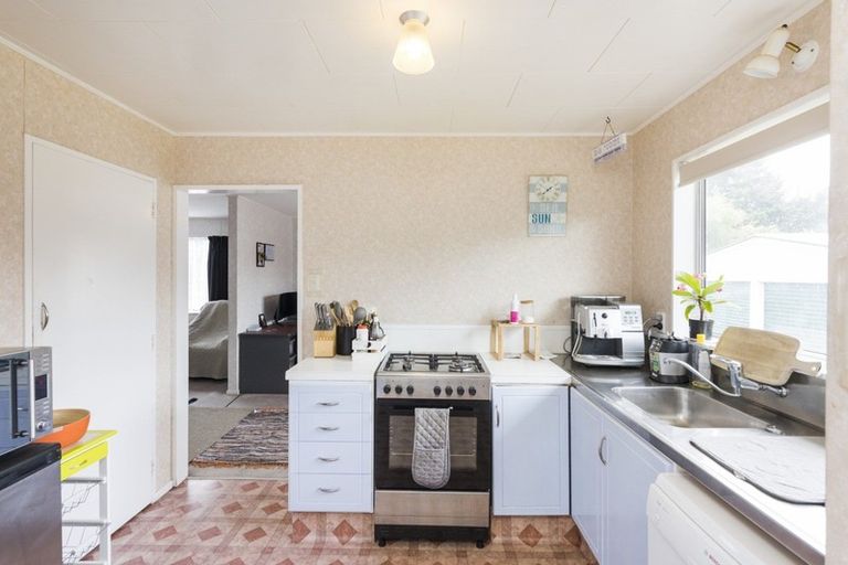 Photo of property in 10 Lane Place, Awapuni, Palmerston North, 4412