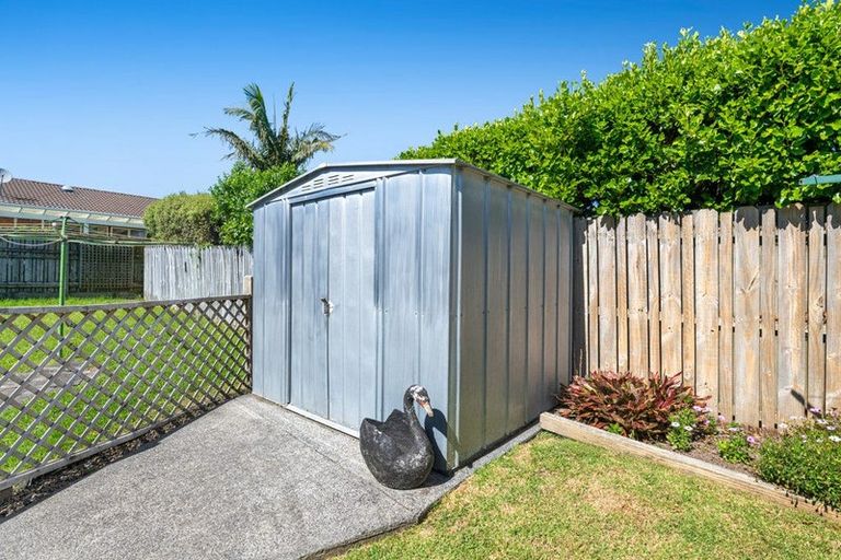 Photo of property in 6 The Boulevard, Red Beach, 0932