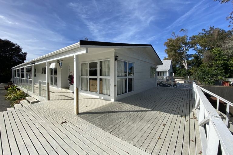 Photo of property in 16 Kakapo Place, Papatoetoe, Auckland, 2025