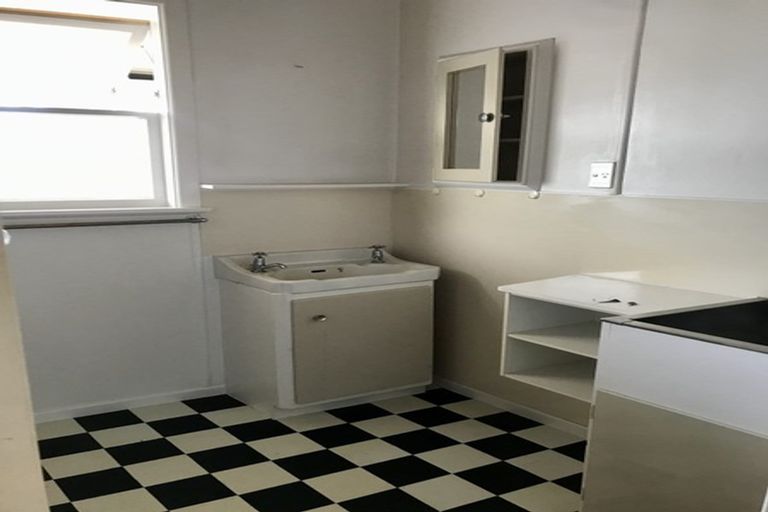 Photo of property in 83b Simpson Road, Papamoa Beach, Papamoa, 3118