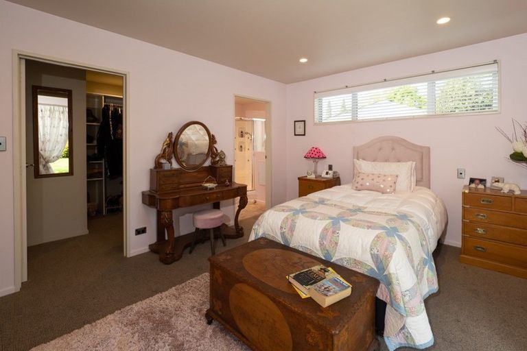 Photo of property in 16 Country Place, Allenton, Ashburton, 7700