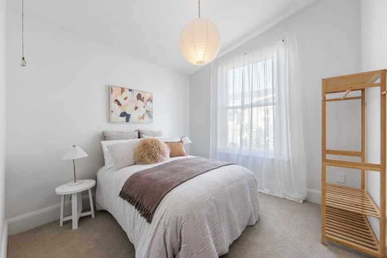 Photo of property in 47 Waltham Road, Sydenham, Christchurch, 8023