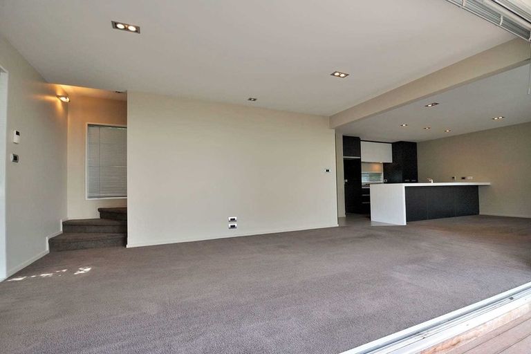 Photo of property in 77 Bishop Street, St Albans, Christchurch, 8014