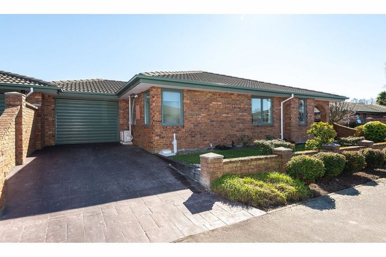 Photo of property in 5 Tulip Lane, Spreydon, Christchurch, 8024