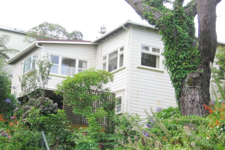 Photo of property in 15 Butt Street, Brooklyn, Wellington, 6021