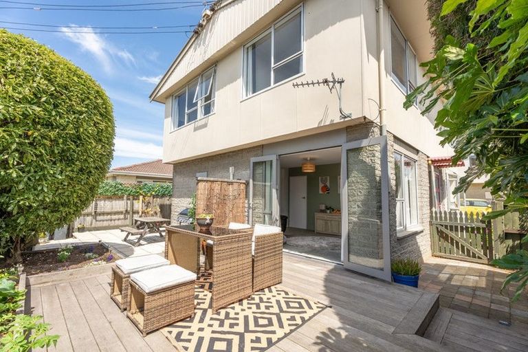 Photo of property in 1/21 Seddon Street, Sydenham, Christchurch, 8023