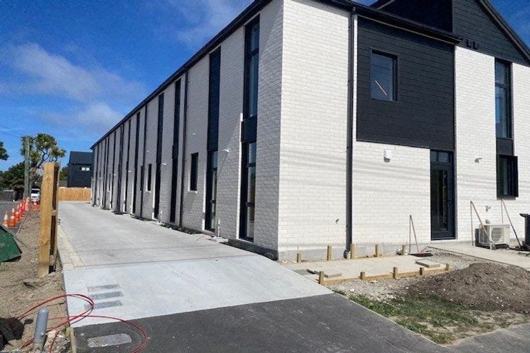 Photo of property in 6/72 Southampton Street, Sydenham, Christchurch, 8023