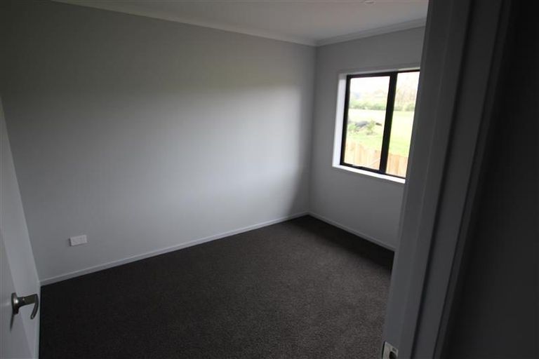Photo of property in 37 Moira Drive, Tuakau, 2121