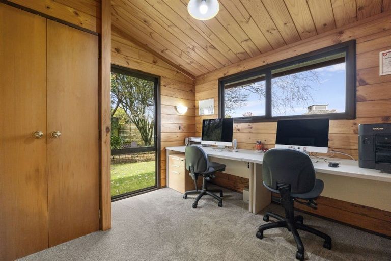 Photo of property in 37 Flint Road West, Stratford, 4332