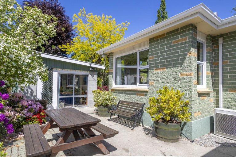 Photo of property in 3 Merioneth Street, Arrowtown, 9302